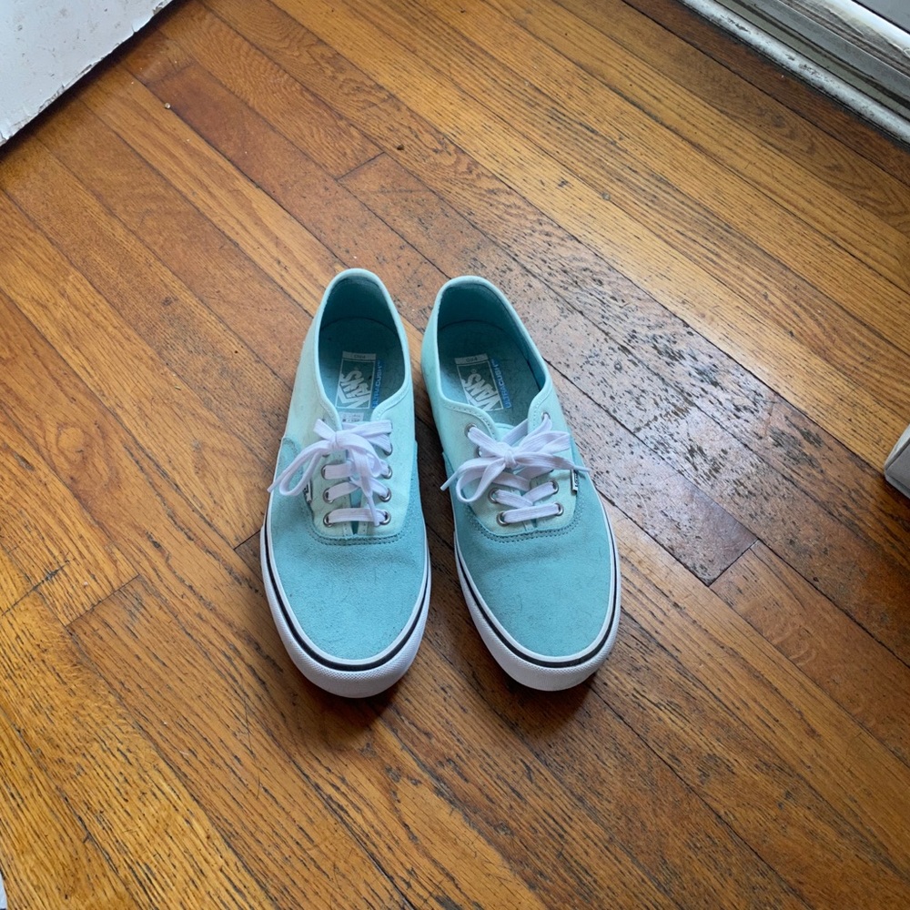 Men’s Vans classics